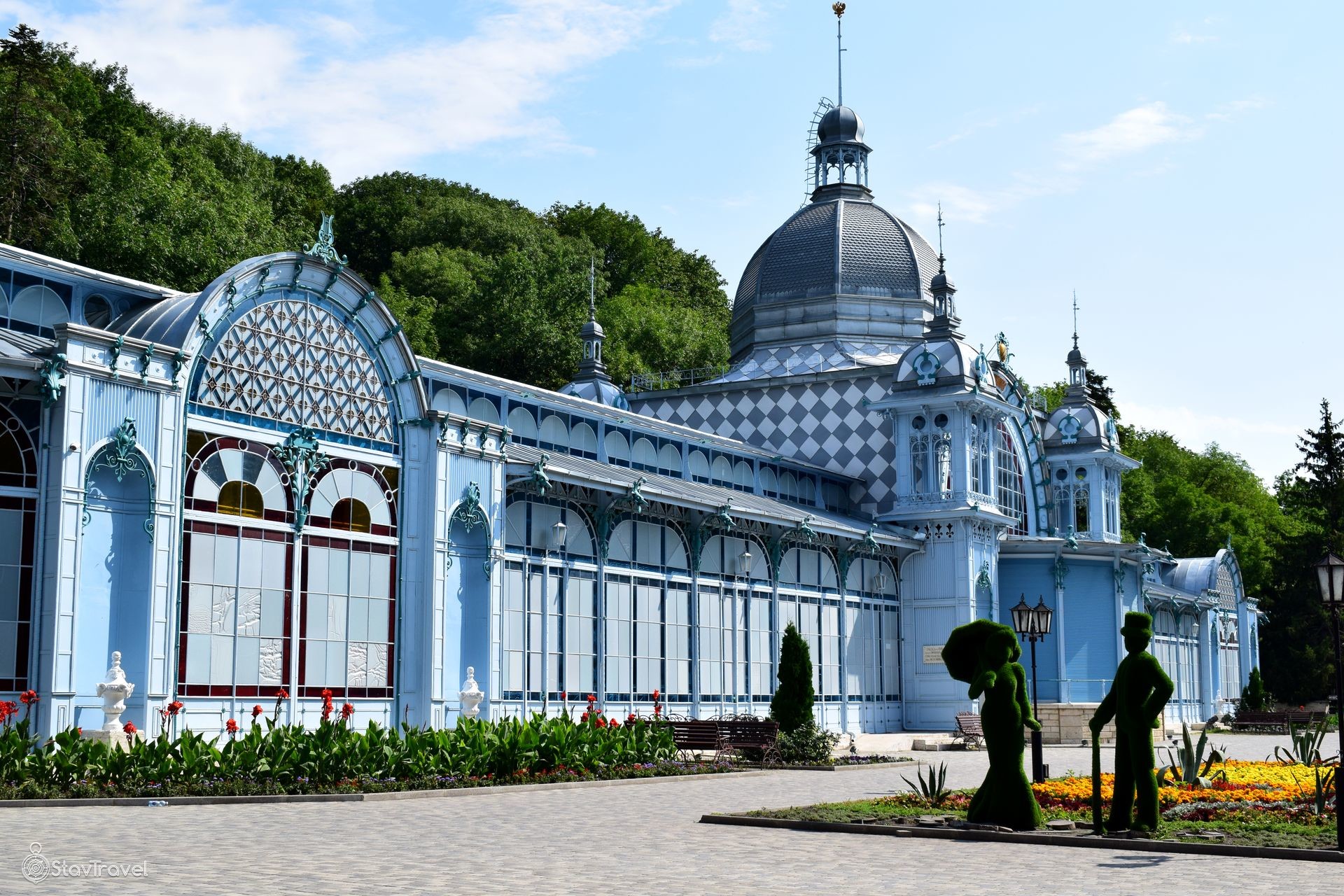 Железноводск название. Пушкинская галерея Железноводск. Курортный парк Железноводска Пушкинская галерея. Железноводск достопримечательности Пушкинская галерея. Железноводск Славяновская достопримечательности.